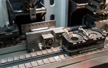 Büyük metal oyuncak imalat makinesi bir fabrika