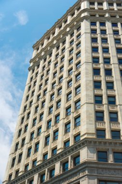 Chicago Downtown bir sokakta büyük bina