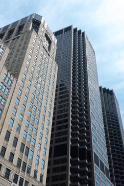 Chicago Downtown bir sokakta büyük bina