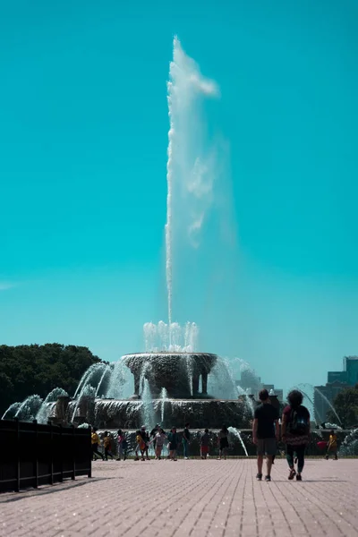 Gran fuente en Millennium Park, Chicago Downtown — Foto de Stock