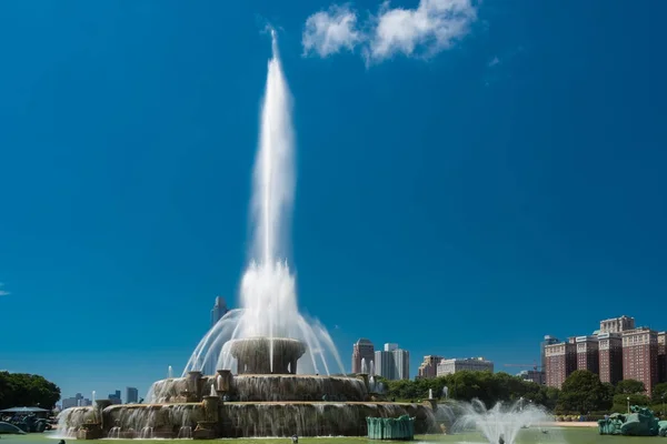 Nagy szökőkút, a Millennium Park, Chicago Downtown — Stock Fotó