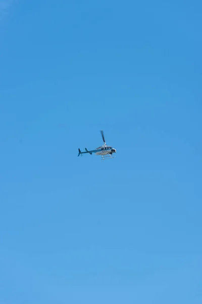 Big Helicopter Flies Blue Sky — Stock Photo, Image