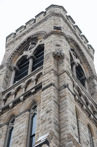 Muro Torre Igreja Velha Uma Rua Chicago — Fotografia de Stock