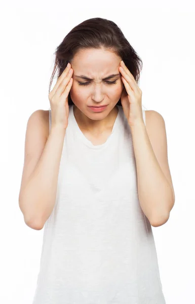 Casual kadın bir baş ağrısı olması — Stok fotoğraf