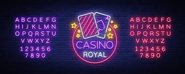Casino Royal Neonreklame. Neon-Logo, Emblem Glücksspiel, helle Banner, Neon Casino Werbung für Ihre Projekte. Nachtwerbetafel, Design-Element. Vektorillustration. Bearbeiten von Text Leuchtreklame — Stockvektor