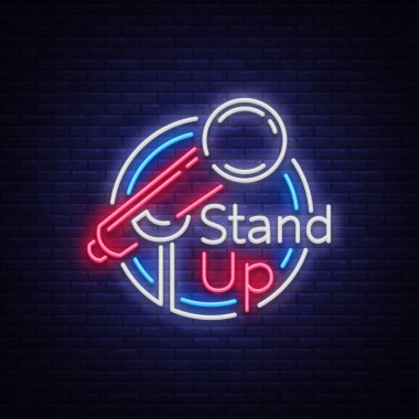 Stand Up komedi Show bir neon işarettir. Neon logo, sembol, parlak ışıklı afiş, neon tarzı poster, parlak gece reklam. Gösterisini hazır. Komedi göstermek için davet. Vektör