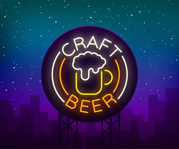 Logotipo de cerveza artesanal, etiqueta, ilustración de vectores de emblema, emblema de diseño en estilo neón. Logotipo de neón, signo, letrero brillante, bandera brillante — Vector de stock