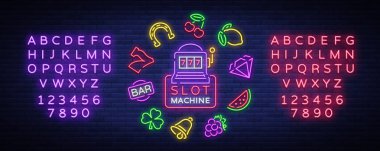 Neon işareti bir slot makinesidir. Neon topluluğu bir oyun makinesi için imzalar. Oyun simgeleri casino için. Vektör çizim Casino, servet ve kumar. Büyük ikramiye. Metin neon işareti düzenleme