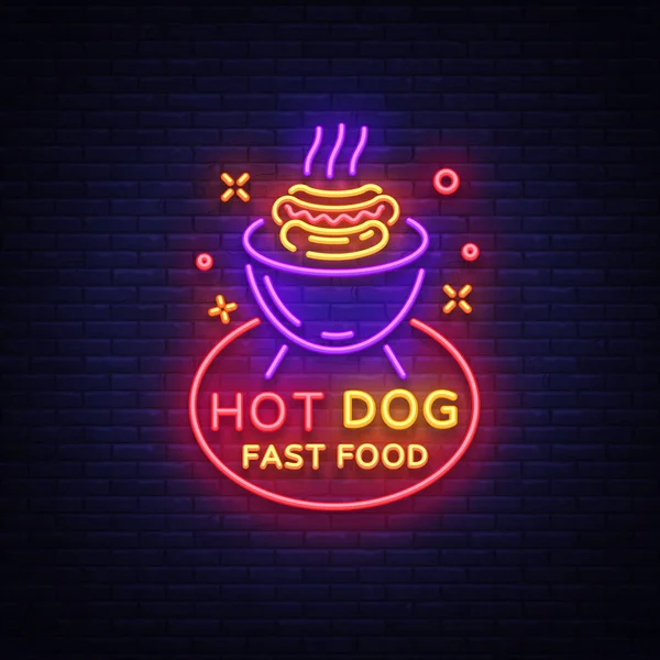 Vektor tanda Hot Dog neon. Logo hot dog dalam templat desain gaya neon, lambang malam neon, spanduk cahaya, papan nama terang, iklan malam yang terang tentang makanan cepat saji untuk kafe, restoran, bar camilan, bar - Stok Vektor