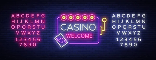 Logo de bienvenida de Casino en estilo neón. Plantilla de diseño Signo de neón, banner de luz, cartelera de neón brillante publicidad de juegos de azar, casino, póker, máquinas tragamonedas. Ilustración vectorial. Edición de texto signo de neón — Vector de stock