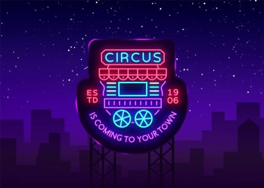 Sirk kamyon logo neon tarzı. Römork ile tasarım şablonu. Neon tabela, ışık afiş, tasarım öğesi, parlak gece projeleriniz için reklam. Tekerlek üzerinde oturuyor. Vektör. Billboard