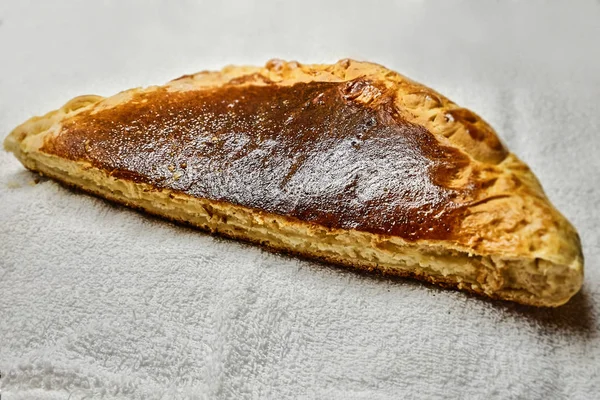 Pastel con relleno de requesón —  Fotos de Stock