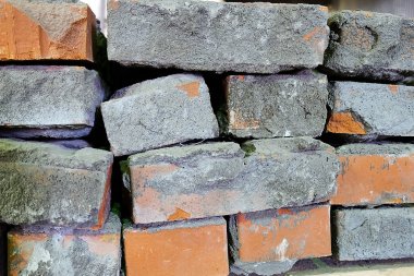 eski tuğla duvarlar