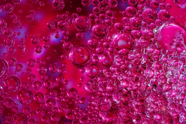 Su damlalarından gelen renkli arkaplan