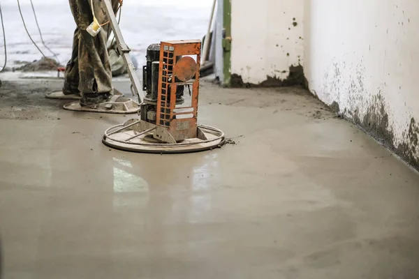 Наливка бетонной плиты — стоковое фото