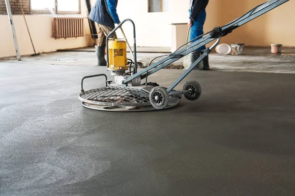 dökülen beton levha