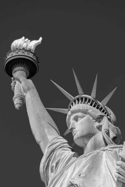Standbeeld van Liberty close up — Stockfoto
