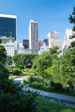 Central Park yakınlarında gökdelenler