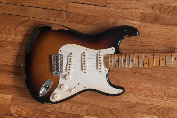 Vintage Fender Stratocaster elektro gitar — Stok fotoğraf