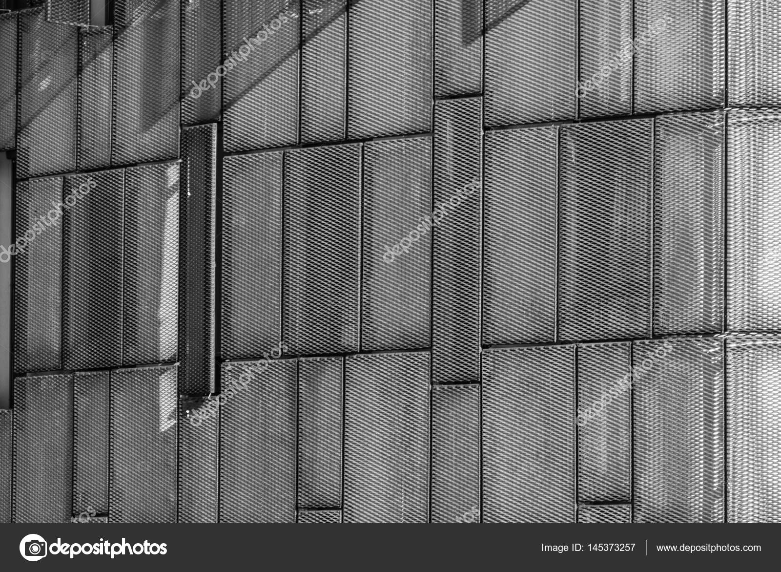 expanded mesh panels