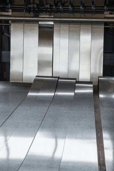 Galvanizli çelik metal şeritler 