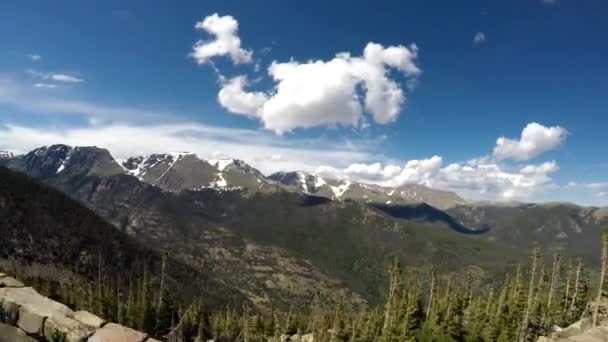 Jazda Alpejskim Odcinku Parku Narodowego Rocky Mountain Kamera Dachowa Zamontowana — Wideo stockowe