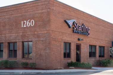 Rocky Hill, CT, ABD - 19 Nisan 2020 Starling Hekimlerinin Dışı