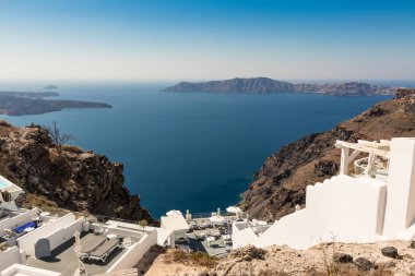 Santorini caldera Yunanistan sahil'ın doğal görünümünü