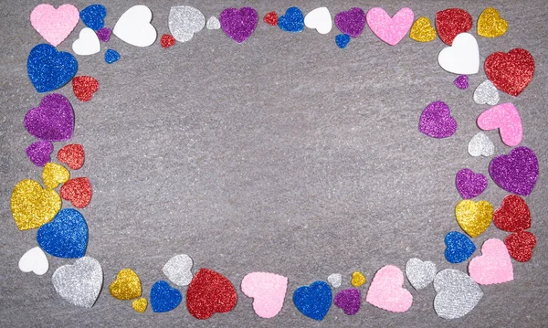 Bunte Glitzerherzen Aller Farben Auf Grauem Granitgrund Konzept Des Valentinstages — Stockfoto