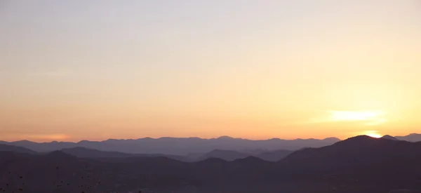 Krajobraz Góry Ridge. Zachód, wschód słońca, natura tła. L — Zdjęcie stockowe