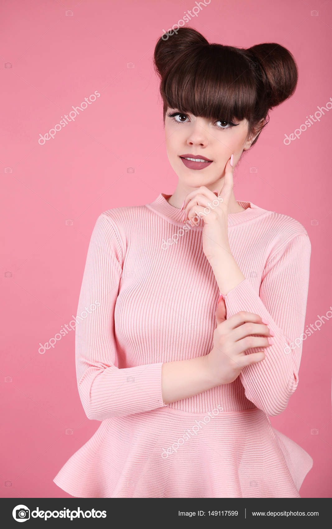 Teen Beauty Hairstyle Fashion Teenage Girl Model Happy Smilin
