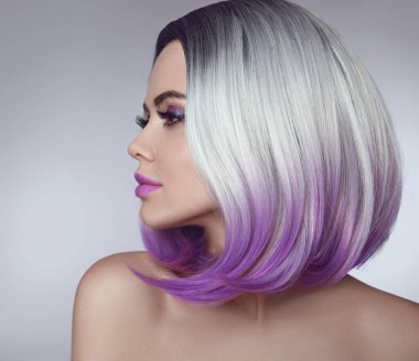 Ombre bob saç boyama kadın. Sarışın güzellik portresi kablosuz model
