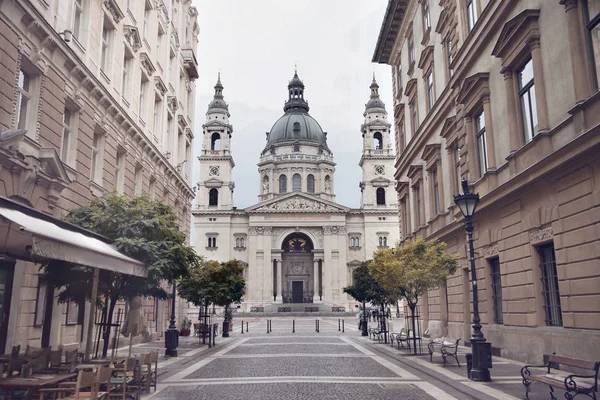 Budapest - Basílica de San Esteban, Hungría. Vista de Szent Istvan — Foto de Stock