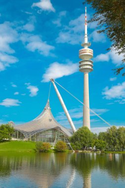 Münih, ORME, Olimpiyat kule ile Olympiapark üzerinde göster
