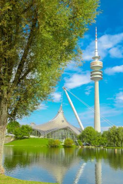 Münih, ORME, Olimpiyat kule ile Olympiapark üzerinde göster