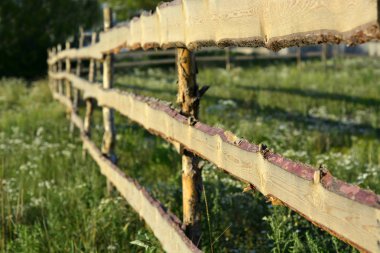 Kırsal ahşap çit çit ağıl.