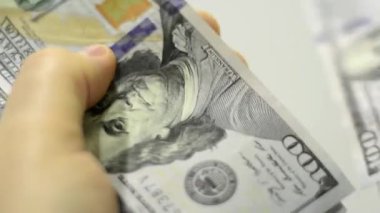 Para, para, dolar el saymak, ödeme, şans, beyaz arka planda iş yapmak.