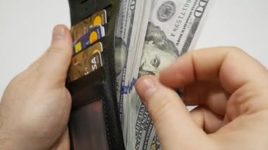 Cüzdan, içinde para olan çanta, şans veya başarısızlık sonrası para saymak, nakit kredi almak.