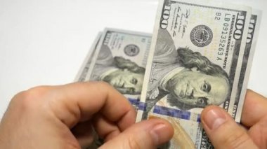 Para, para, dolar el saymak, ödeme, şans, beyaz arka planda iş yapmak.