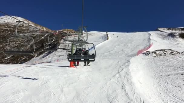 Going up with ski elevator in Foppolo ski resort, Italy — Stock Video