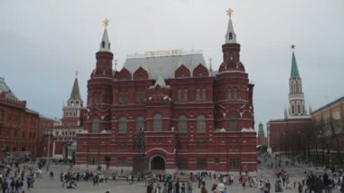 Moskova 'daki Manezhnaya Meydanı