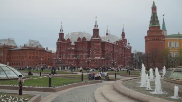 Manezhnajské náměstí v Moskvě — Stock video