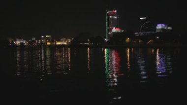 Minsk, gece, Beyaz Rusya'nın başkenti
