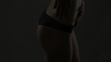 İç çamaşırı kadın vücut. Ağır çekim