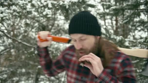 Smoking bearded man — Stock Video