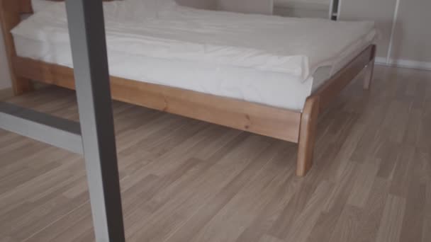 Modern Minimalistic Bedroom Second Floor Flat Vertical Panning — Stock Video