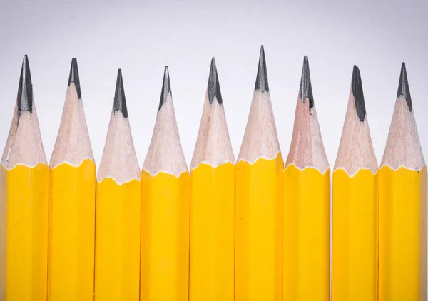 Crayon isolé sur fond blanc pur — Photo