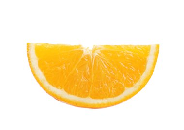 Dilim veya olgun turuncu beyaz arka plan üzerinde. Taze narenciye meyve