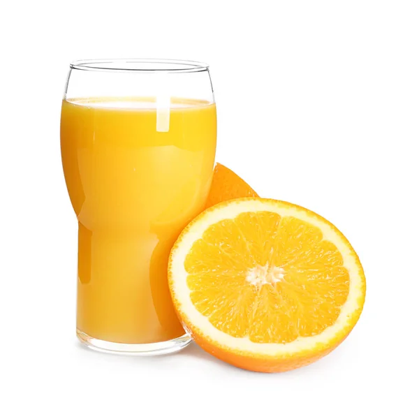 Glas met heerlijke citrus SAP en vers fruit op witte achtergrond — Stockfoto