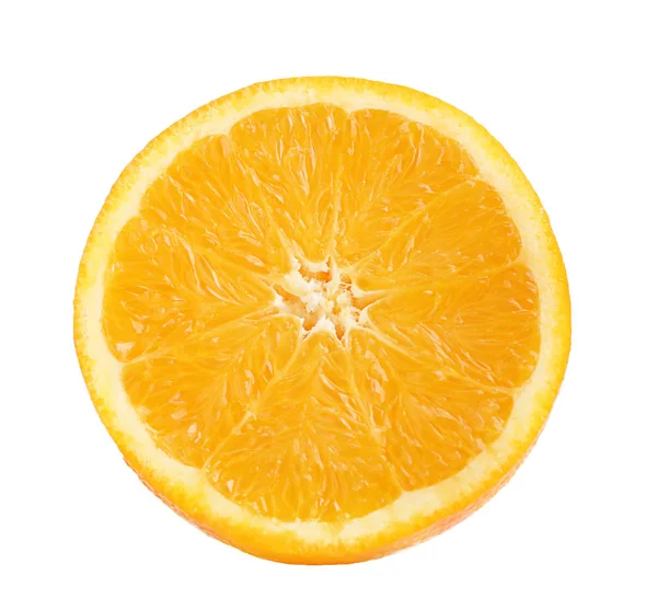 Ώριμα πορτοκαλί χρώμα σε άσπρο φόντο. Φρέσκα φρούτα εσπεριδοειδών — Φωτογραφία Αρχείου